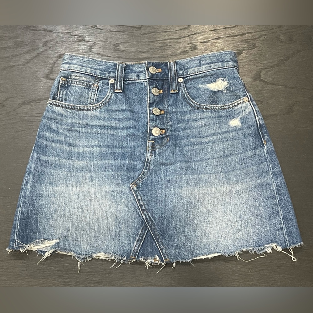 Madewell Rigid Denim A-Line Mini Skirt in Hughes Wash Button-Front Edition Sz 25